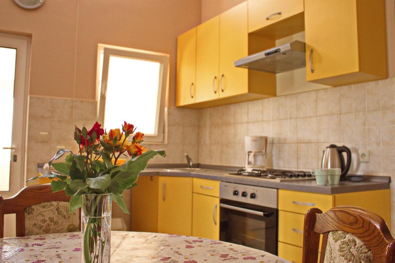 Apartments By The Sea Nin, Zadar - 12890 Εξωτερικό φωτογραφία