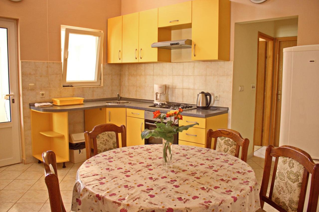 Apartments By The Sea Nin, Zadar - 12890 Εξωτερικό φωτογραφία