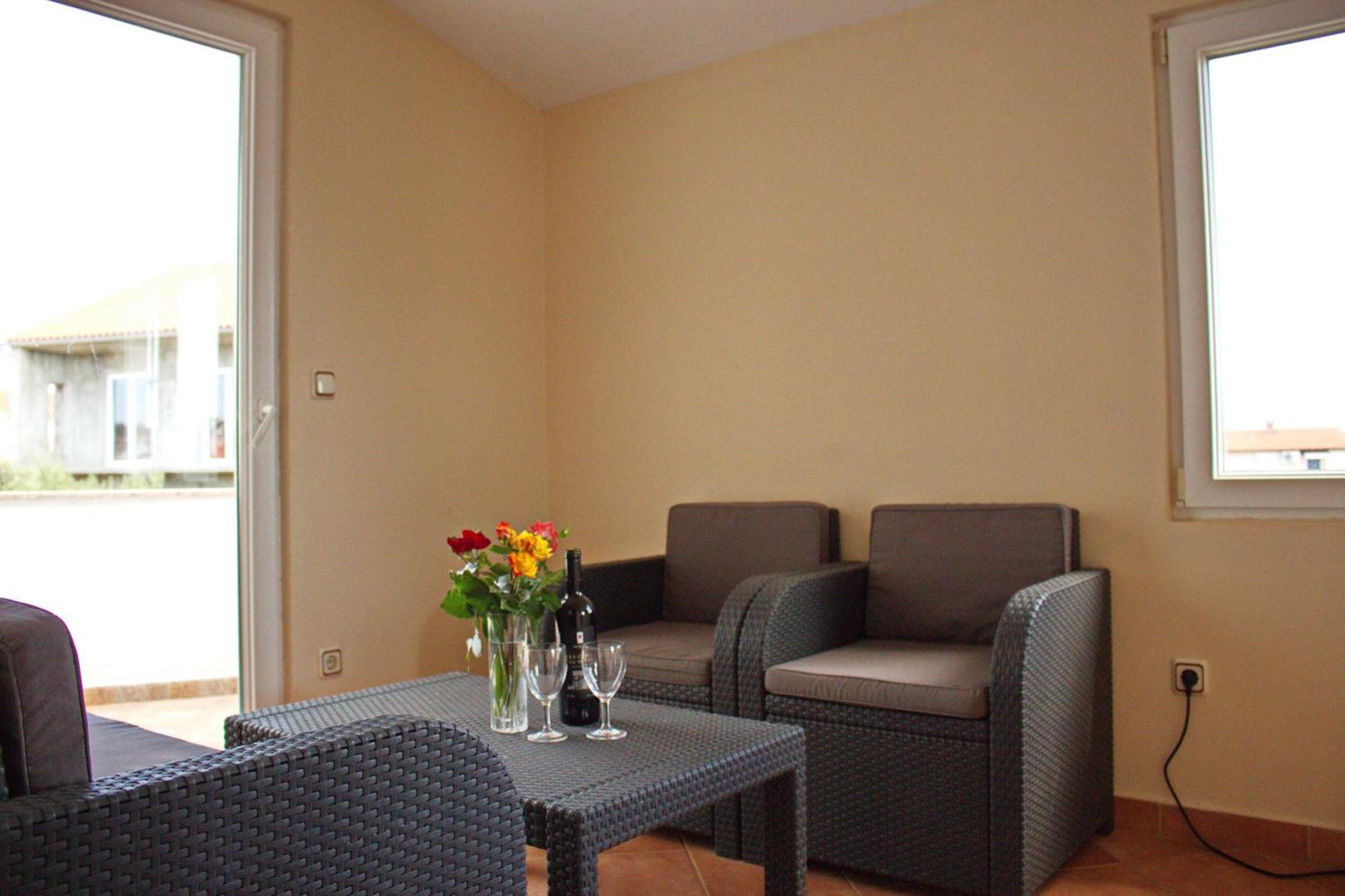 Apartments By The Sea Nin, Zadar - 12890 Δωμάτιο φωτογραφία